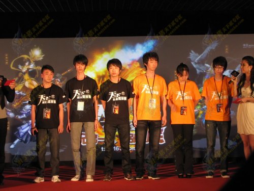 ����ս�Ӱ佱