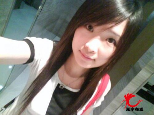 2010年ChinaJoy光宇<em>24</em>位<em>美眉</em>showgirl抢先看_