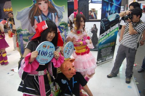 �ݵ�����Ů��ʯ��ȹ��