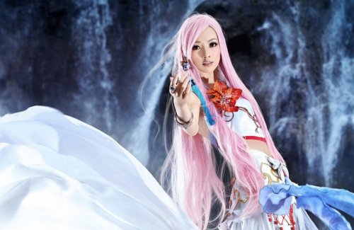 腾讯《<em>幻想世界</em>》代言<em>美女</em>郭碧婷宣传写真