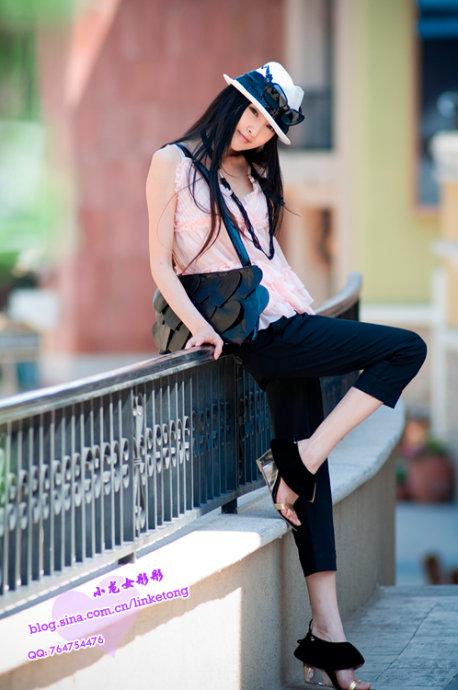 美女小龙女彤彤【林柯彤】秋日印象写真照