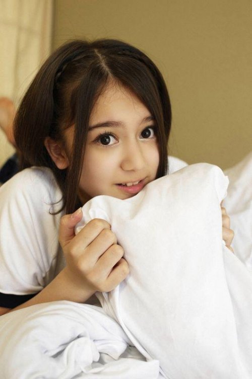 可爱清纯才是王道 第一萝莉奥真奈美最唯美